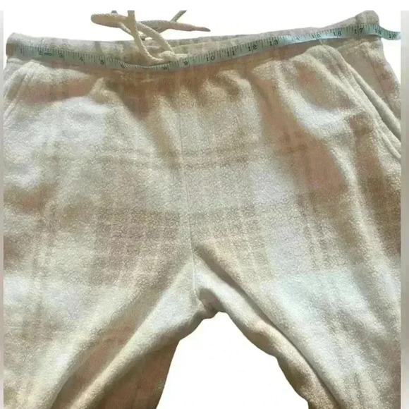 Aerie NWT Plaid Soft Fleece Loungewear
Joggers Size XL - Picture 7 of 12